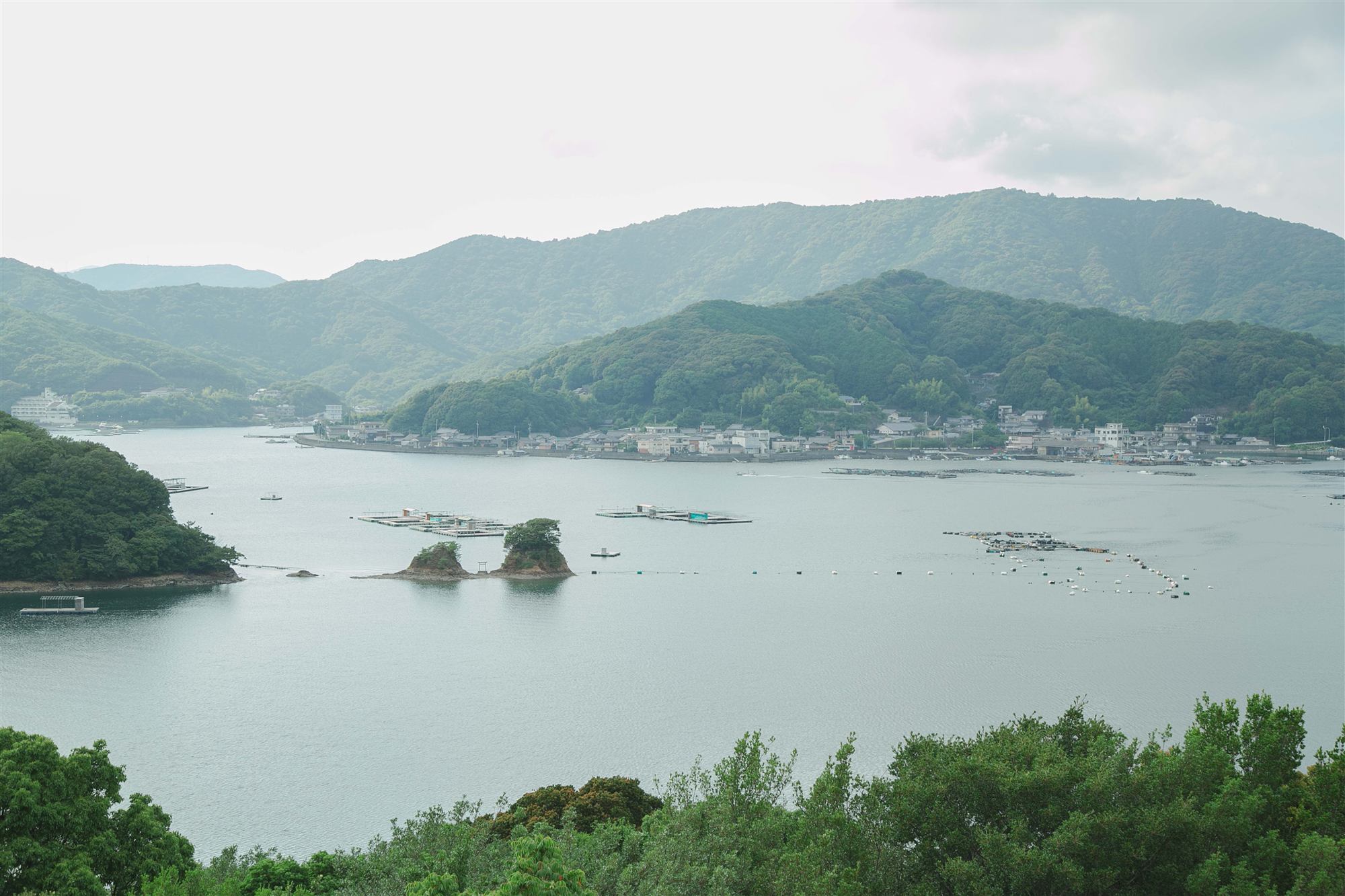 礫浦の入り江